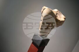 Бургас - Кирил Мескин - изложба скулптура