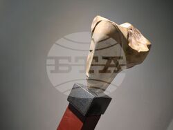 Бургас - Кирил Мескин - изложба скулптура