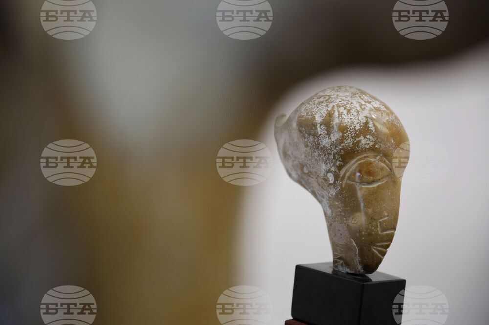 Бургас - Кирил Мескин - изложба скулптура