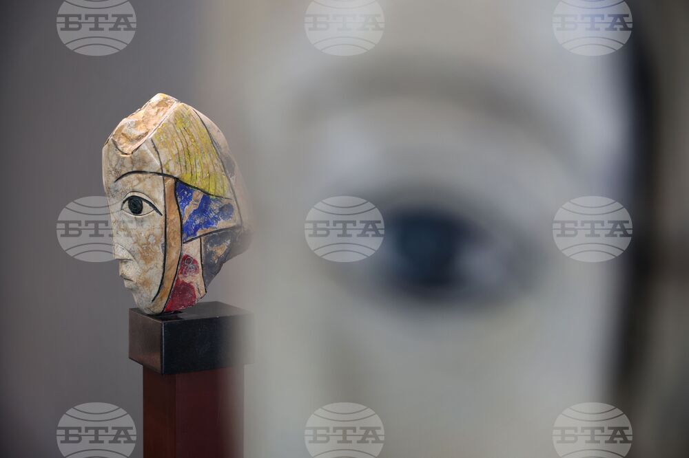 Бургас - Кирил Мескин - изложба скулптура