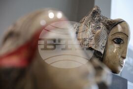 Бургас - Кирил Мескин - изложба скулптура