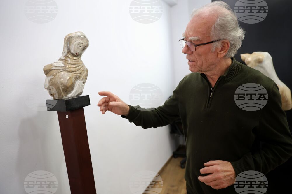 Бургас - Кирил Мескин - изложба скулптура