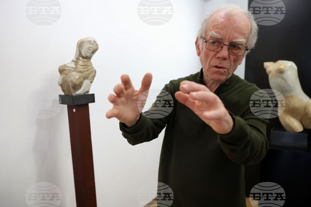 Бургас - Кирил Мескин - изложба скулптура