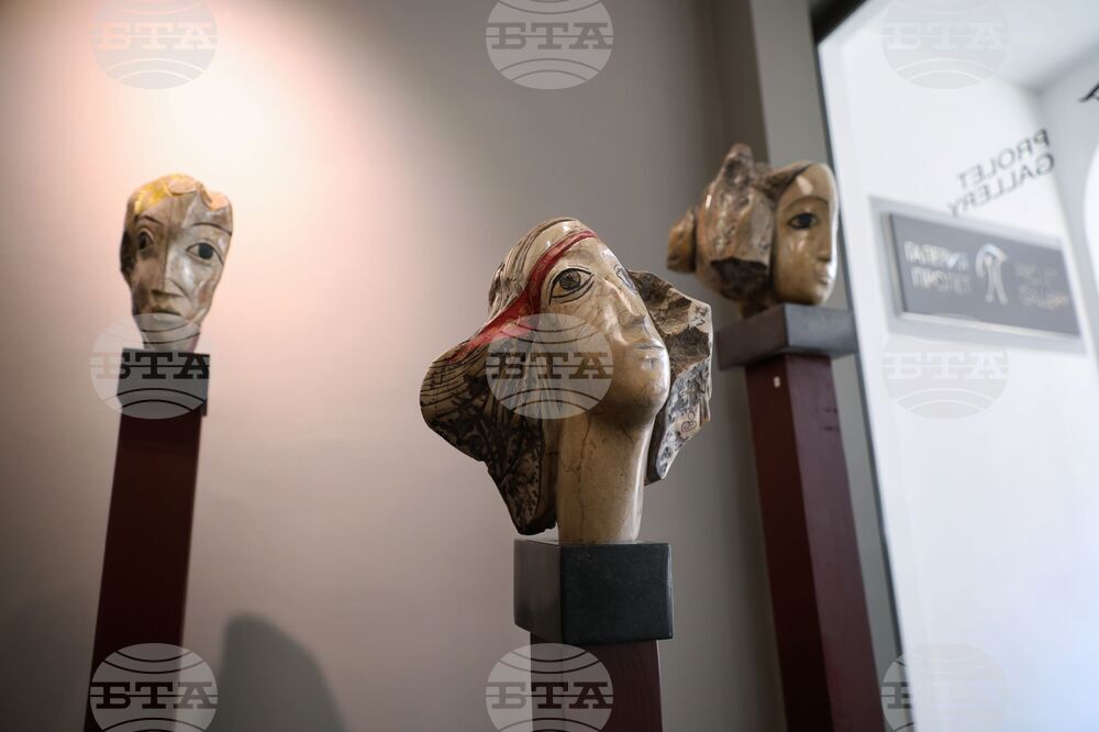 Бургас - Кирил Мескин - изложба скулптура