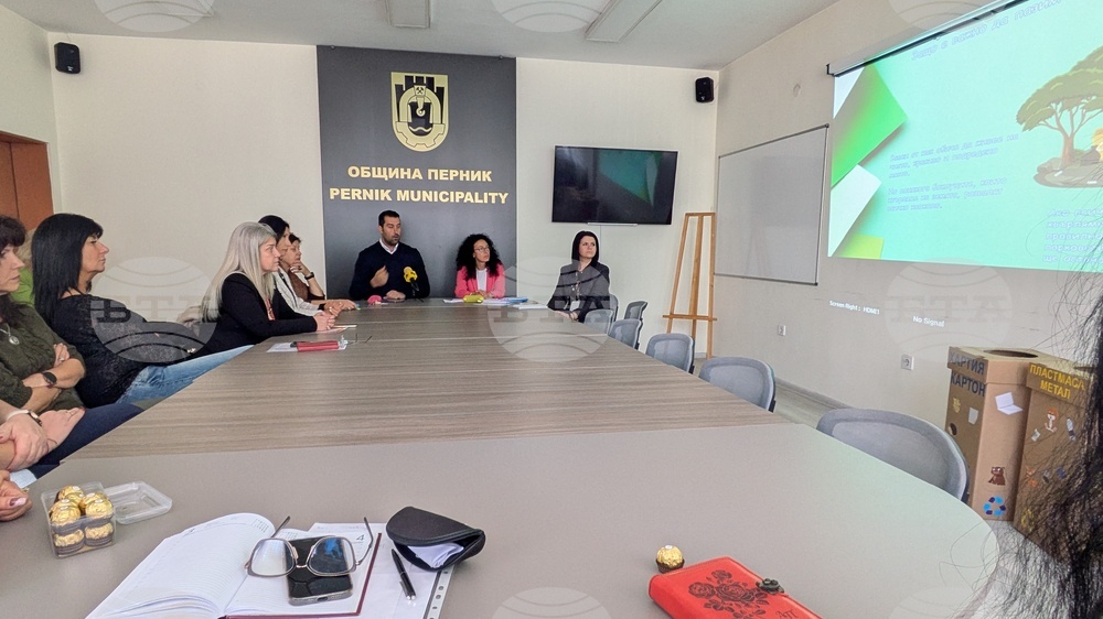 Община Перник започна сред детските градини кампанията „Научи чистота“ 