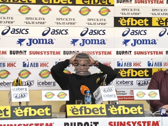 Бертран Фурие: „Искам да вкарвам срещу всички отбори“