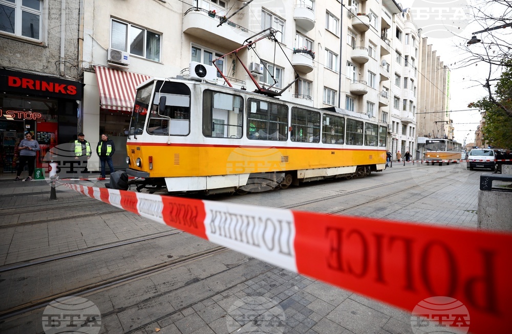 Извършва се проверка по инцидента с блъснато от трамвай дете в София, съобщиха от Столичната община
