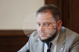 Парламент - Комисия по въпросите на младежта и спорта