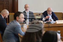 Парламент - Комисия по въпросите на младежта и спорта