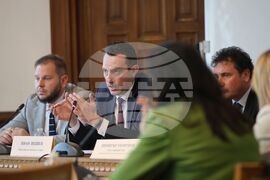 Парламент - Комисия по въпросите на младежта и спорта