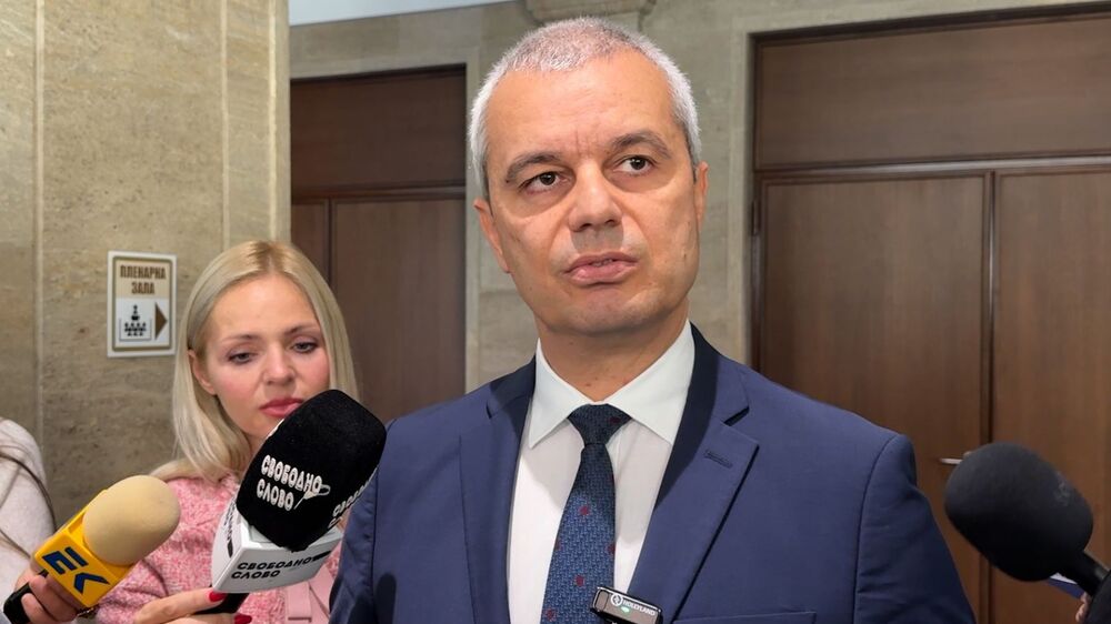 Костадин Костадинов за двойния стандарт: Не е проблем Пеевски да управлява, но е проблем Лукойл да работи