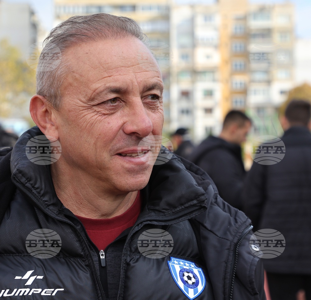 „Доволни сме от почти всичко с изключение на контузията на Живко Атанасов“, заяви треньорът на Черно море Илиан Илиев