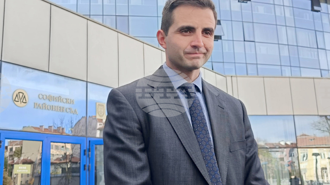 Мъжът, блъснал куче в София, е обвинен в умишлено проявена жестокост, каза говорителят на Софийската районна прокуратура Николай Николаев