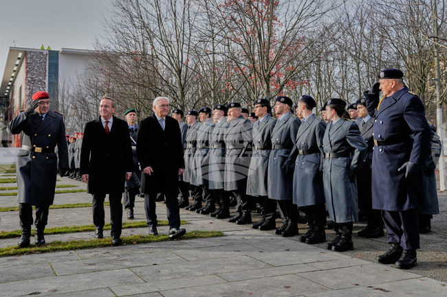Германия отбеляза 70 години от основаването на своите въоръжени сили
