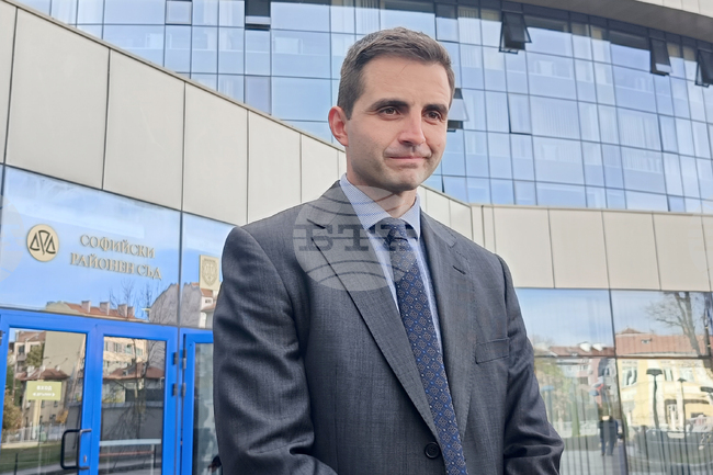 Мъжът, блъснал куче в София, е обвинен в умишлено проявена жестокост, каза говорителят на Софийската районна прокуратура Николай Николаев