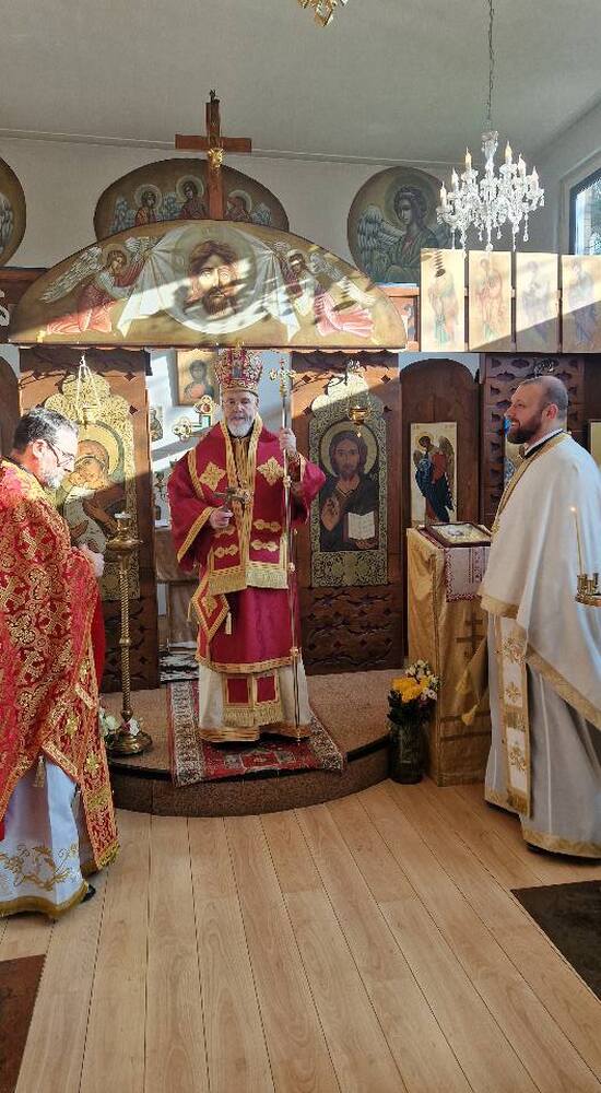 Българската православна църковна община „Св. Паисий Хилендарски“ в Хага отбеляза своя престолен празник