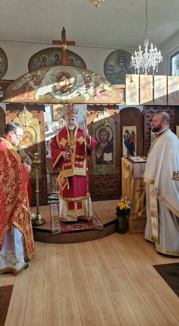 Българската православна църковна община „Св. Паисий Хилендарски“ в Хага отбеляза своя престолен празник