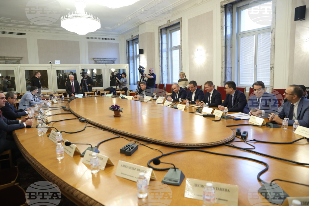 Парламент - Комисия по бюджет и финанси - извънредно заседание - липса на кворум