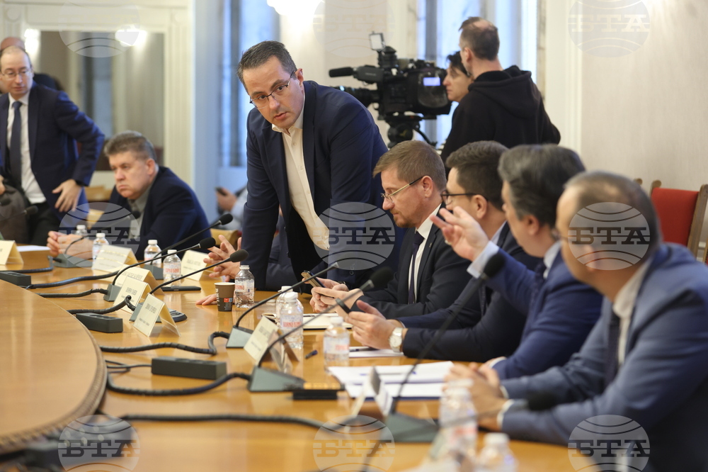 Парламент - Комисия по бюджет и финанси - извънредно заседание - липса на кворум