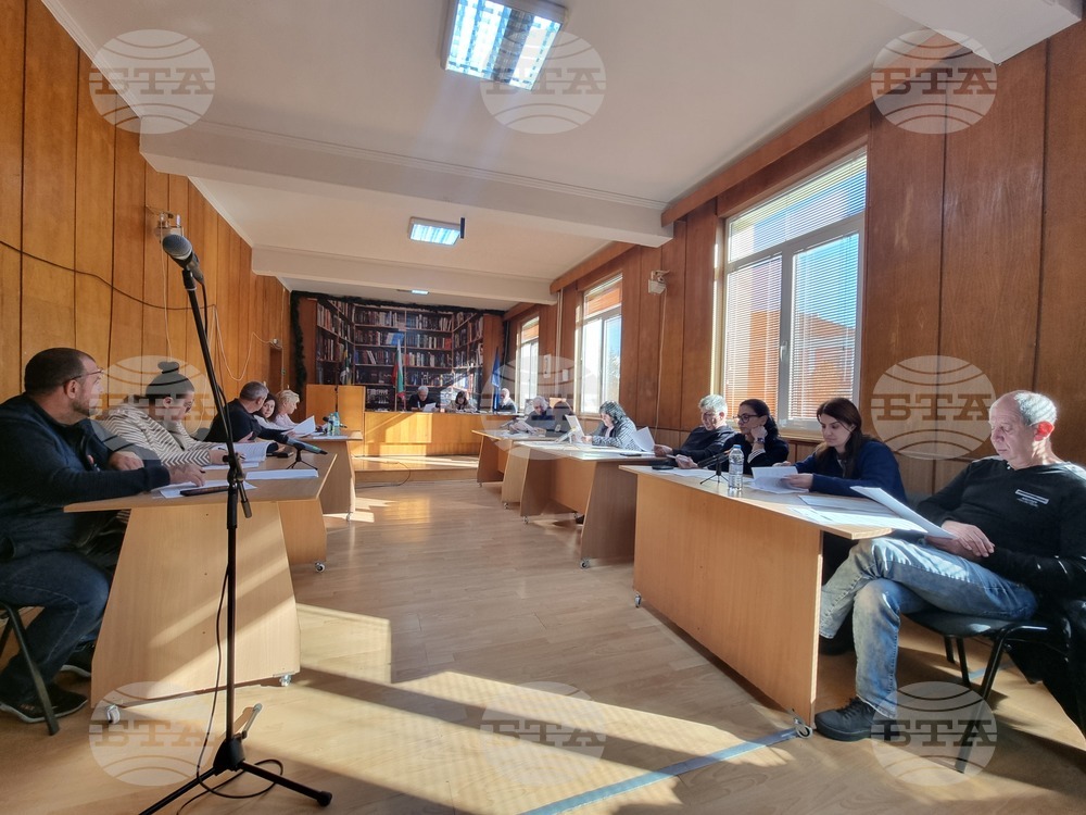 Реагентите за пречистване на водата в Брезник са одобрени от Министерството на здравеопазването, каза управителят на „Водоснабдяване“ 