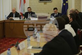 Парламент - комисия - корупция - заседание 