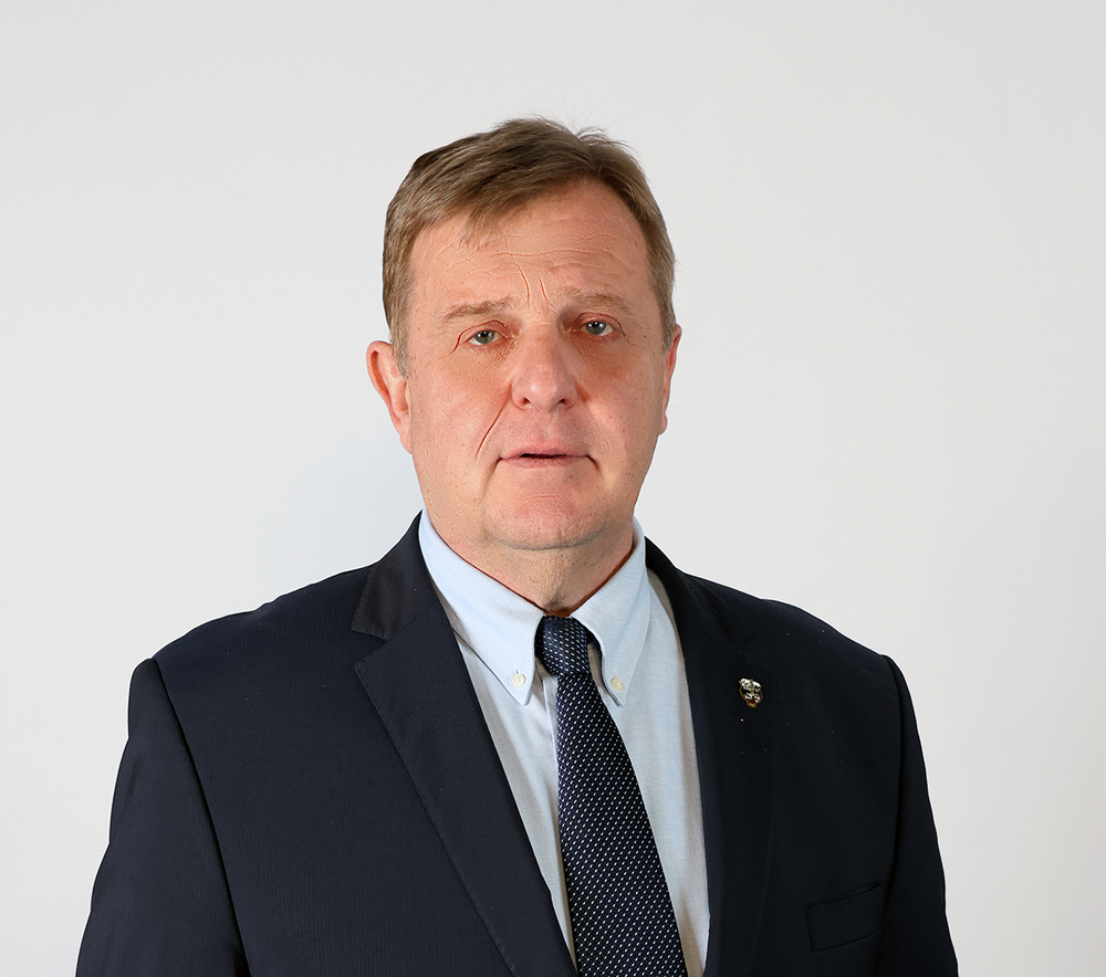 Красимир Каракачанов: Правилно президентът наложи вето на промените в закона за „Лукойл“