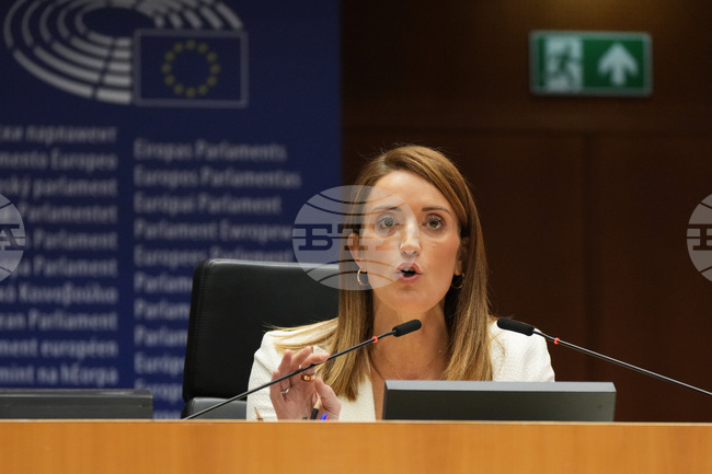 Трябва да направим повече, за да защитим жените, жертви на насилие, заяви председателят на ЕП Роберта Мецола