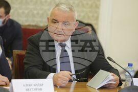 Парламент - комисия - Ихсан Хаккъ - заседание 