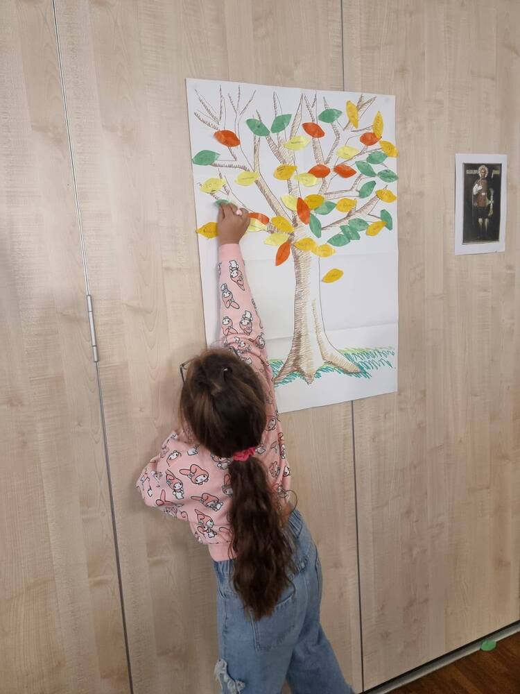 Поредните занимания в клуб „Българче“ в училище „Райна Княгиня“ в Уизбич, Англия, бяха посветени на свети Мина