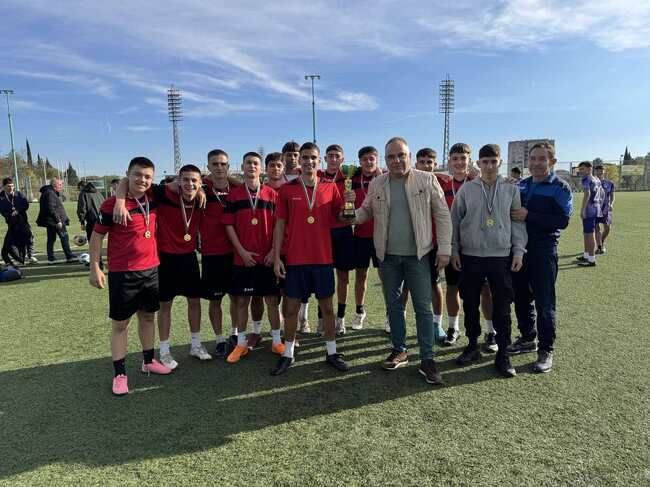 Успешно приключиха Ученическите игри по футбол в Стара Загора