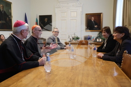 Българка академия на науките  - кардинал Пиербатиста Пицабала  - награждаване