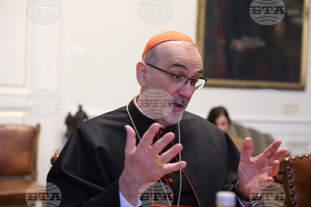 Българка академия на науките  - кардинал Пиербатиста Пицабала  - награждаване