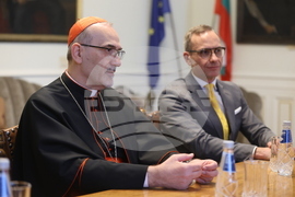 Българка академия на науките  - кардинал Пиербатиста Пицабала  - награждаване