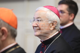 Българка академия на науките  - кардинал Пиербатиста Пицабала  - награждаване