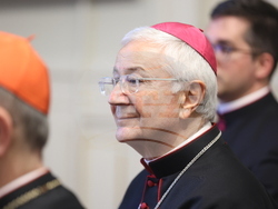 Българка академия на науките  - кардинал Пиербатиста Пицабала  - награждаване