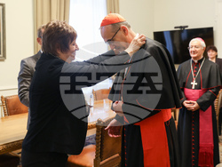 Българка академия на науките  - кардинал Пиербатиста Пицабала  - награждаване