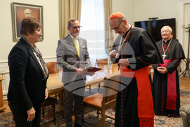 Българка академия на науките  - кардинал Пиербатиста Пицабала  - награждаване