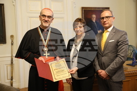 Българка академия на науките  - кардинал Пиербатиста Пицабала  - награждаване