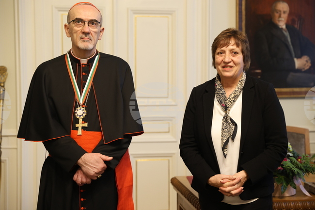 Българка академия на науките - кардинал Пиербатиста Пицабала - награждаване