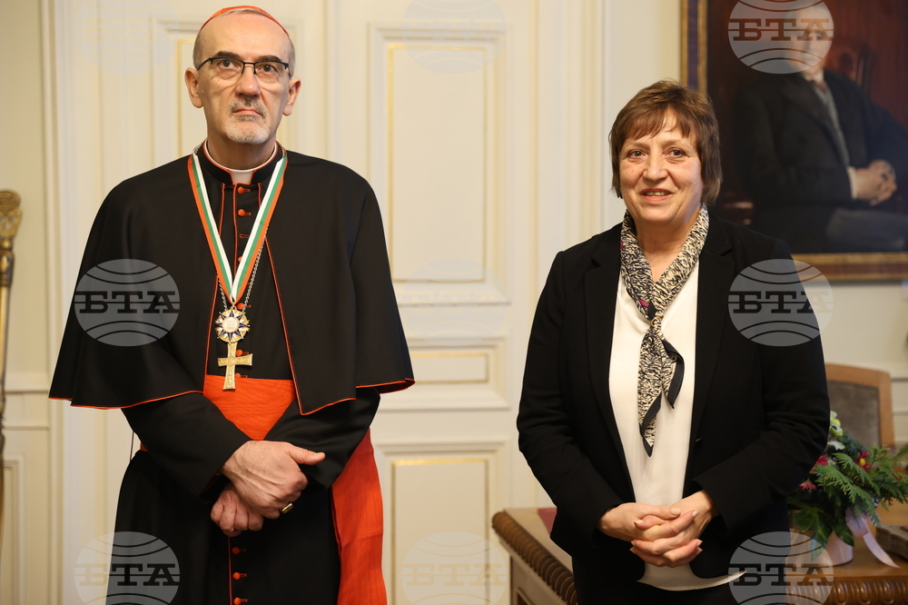 Българка академия на науките  - кардинал Пиербатиста Пицабала  - награждаване