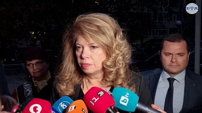 Част от законовите промени, свързани с фигурата на особения управител в „Лукойл“, противоречат на Конституцията, каза Илияна Йотова