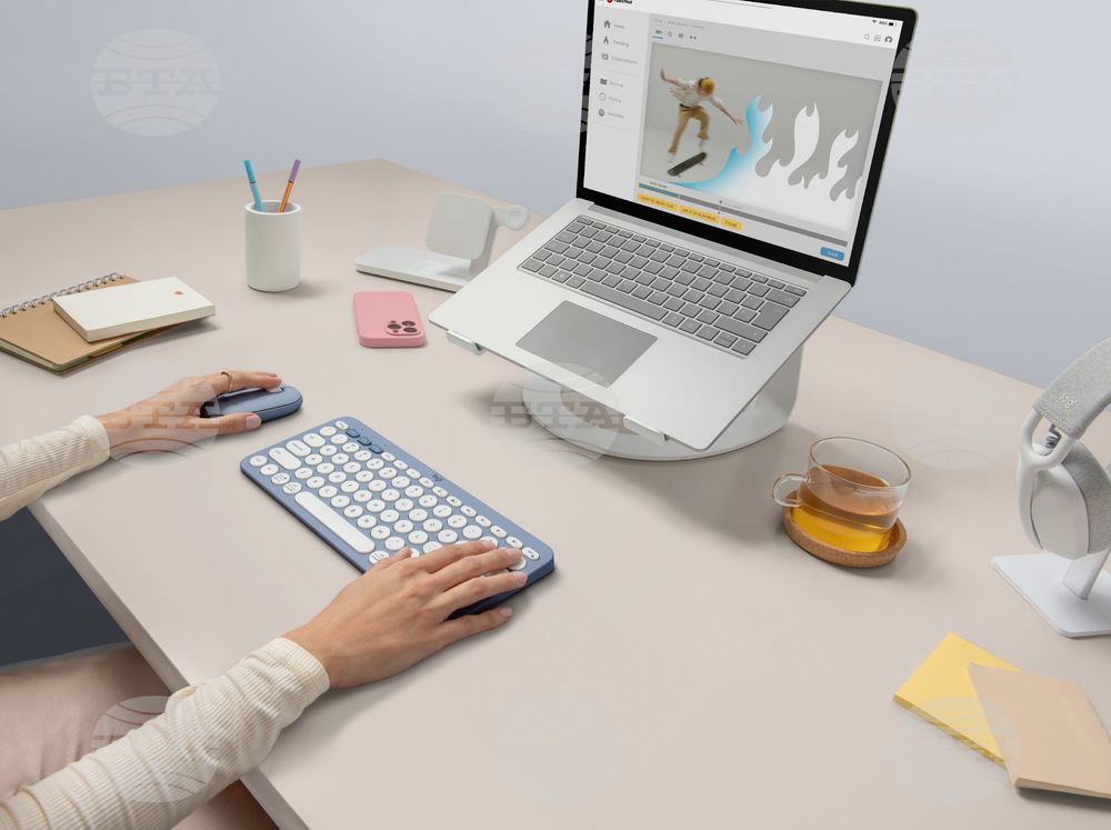 YE-Holiday Gift Guide-Tech