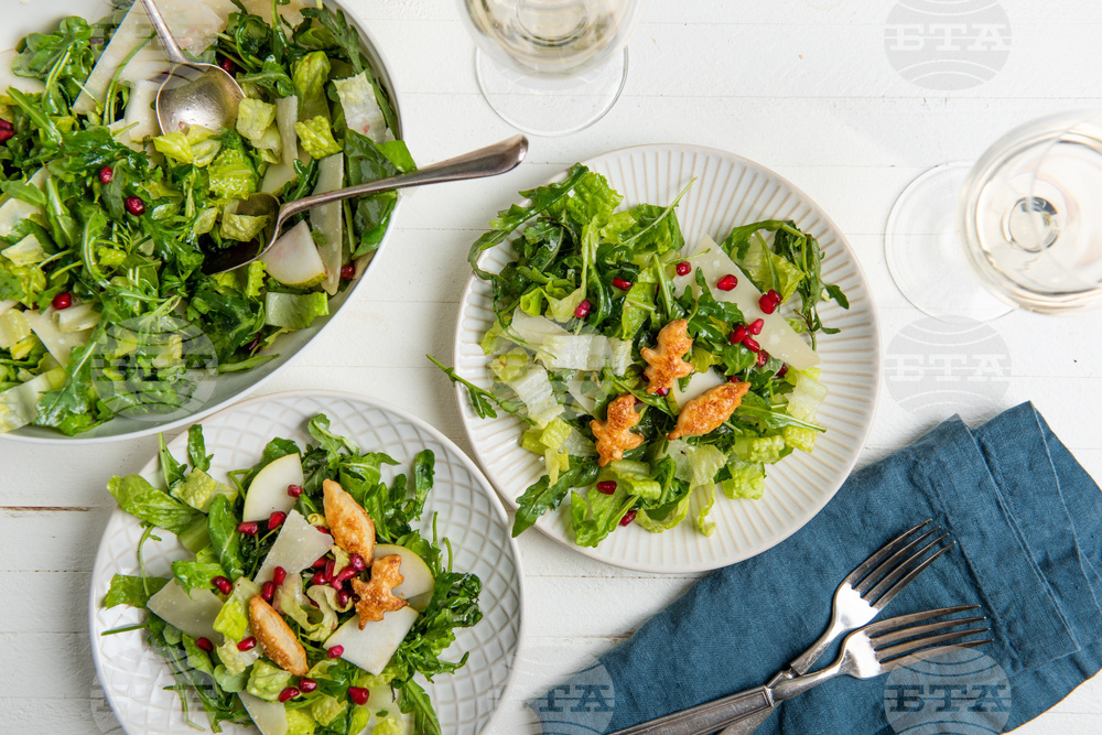 Food-Thanksgiving-Holiday Salad