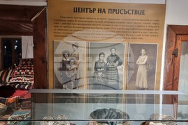 Добрич - „Изкуството да бъдеш жена - красота и стил през вековете“ - изложба