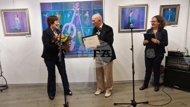 Ретроспективна изложба по повод 70-ата годишнина на художника Владимир Киров беше открита в Троян