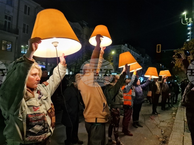 „СарафOFF! Свобода и справедливост!“ - поротест