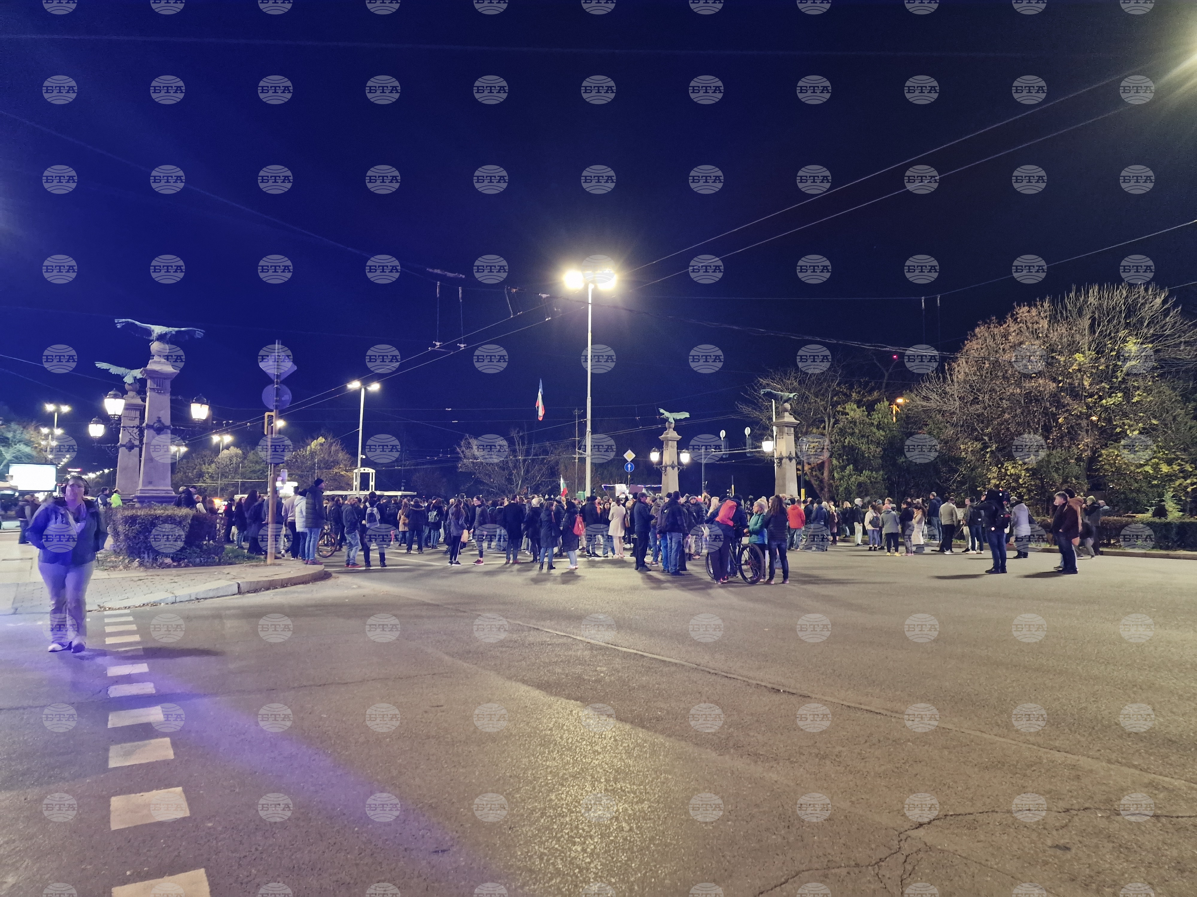 Протестът на инициатива „Правосъдие за всеки“ затвори за движение Орлов мост в София