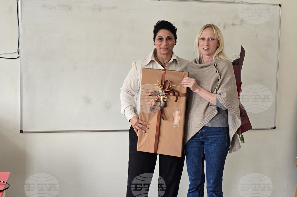 Ловеч - Стела Енева - училище - среща