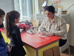 Ловеч - Стела Енева - училище - среща