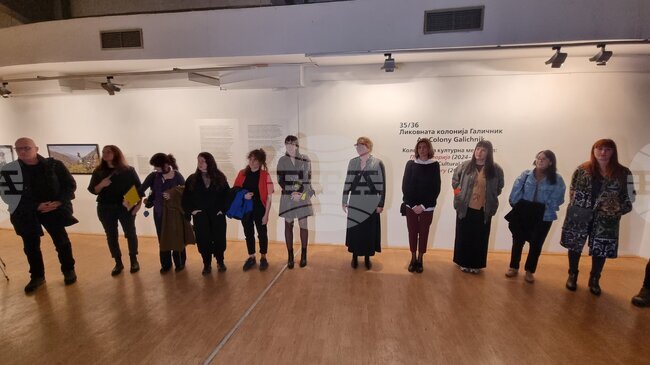 Творби на четирима български художници участват в откритата тази вечер в Скопие изложба „Колективна културна памет: Пост памет" 